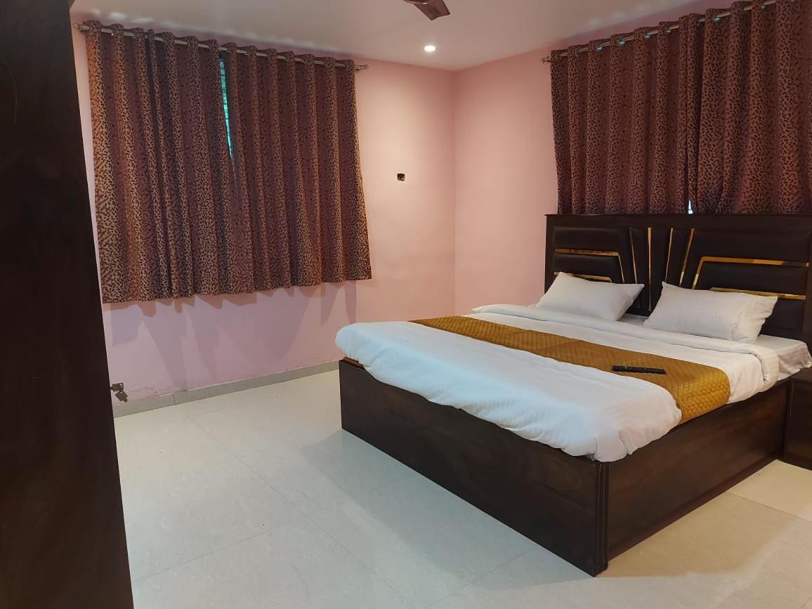 The Village Resorts Карджат Номер фото